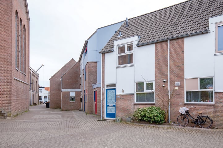 Pater Witteplein 15 in Den Burg