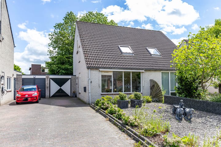Patrijs 14 in Grijpskerk