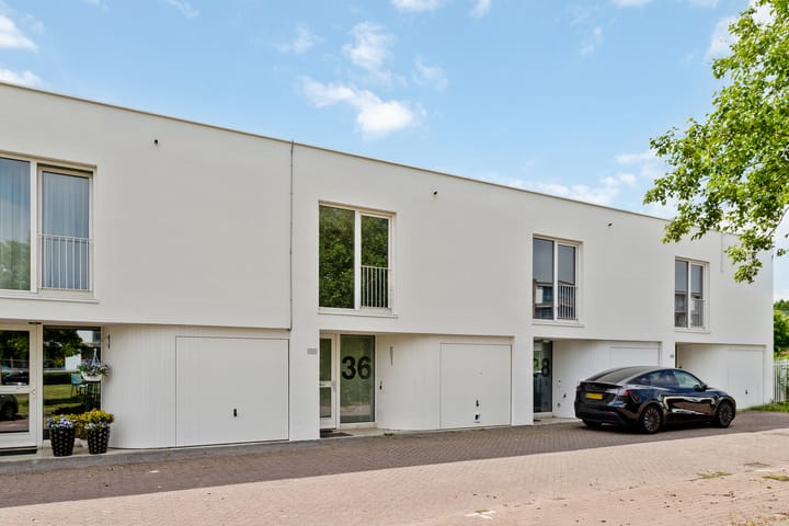 Paul Burkhardplantsoen 36 in Utrecht