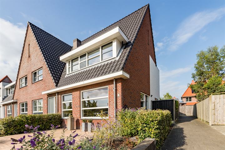 Paul Butterfieldstraat 33 in Middelburg