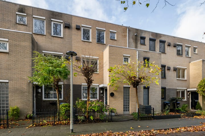 Photo of property Paul Henri Spaakring 17, Vlaardingen