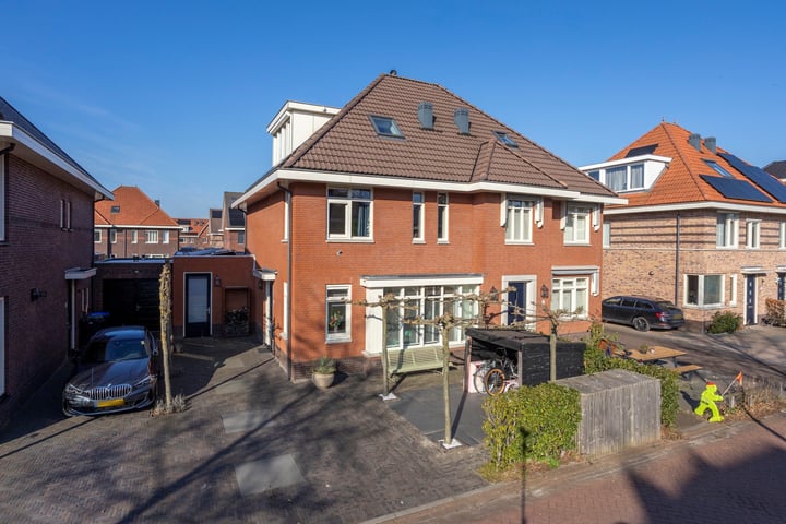 Paul van Ostaijenlaan 25 in Berkel en Rodenrijs