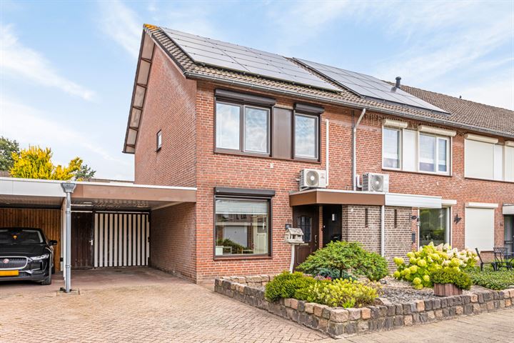 Photo of property Paulinastraat 68, Sint-Oedenrode