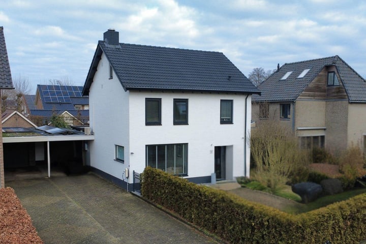 Paulus Potterstraat 16 in Vinkel