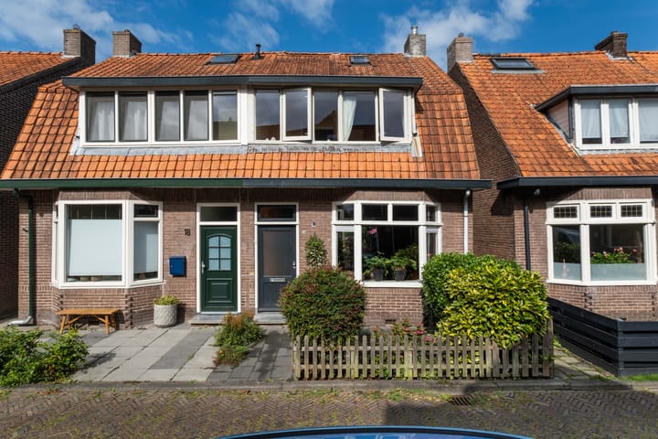 Paulus Potterstraat 16 in Leeuwarden