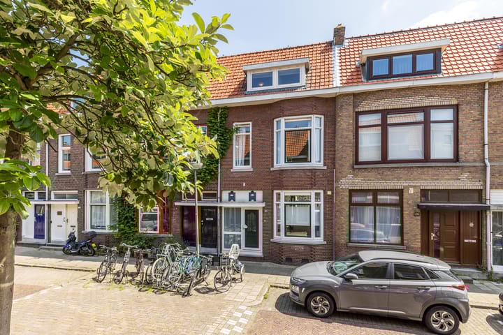 Paulus Potterstraat 30 in Schiedam