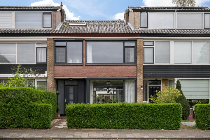 Paulus Potterstraat 4 in Maassluis