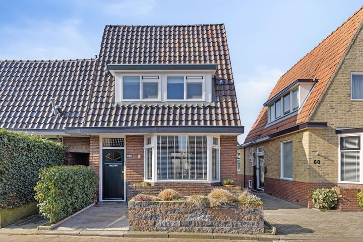 Photo of property Paulus Potterstraat 62, Leeuwarden