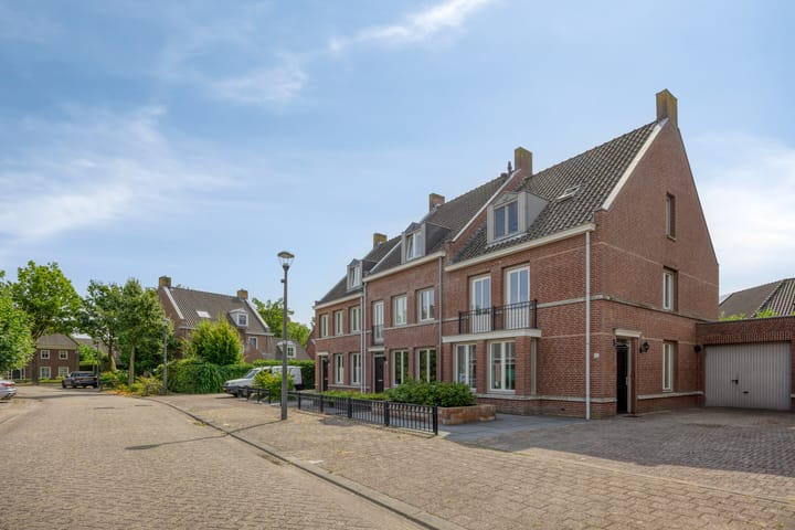 Peelmanserf 12 in Helmond foto