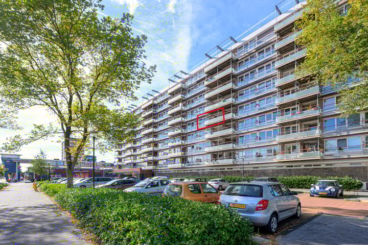 Pelikaanhof 68 in Beverwijk