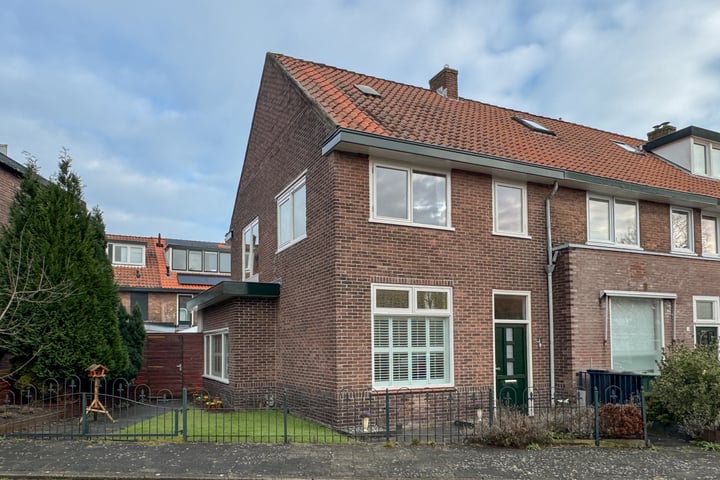 Pelikaanstraat 1 in Hilversum