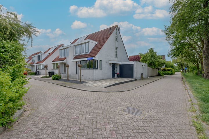 Penningkruidstraat 11 in Almere