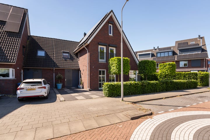 Pergolesilaan 1 in Sliedrecht