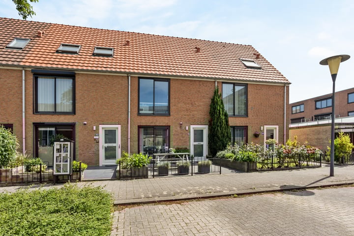 Pernisstraat 104 in Zoetermeer foto