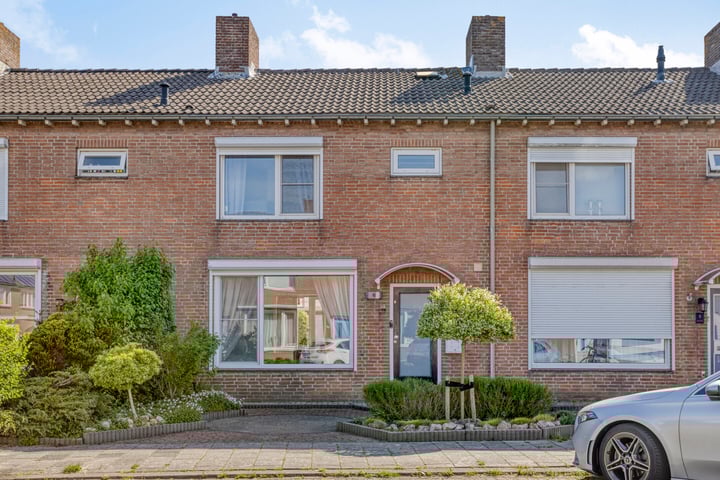 Perzikstraat 6 in Goes