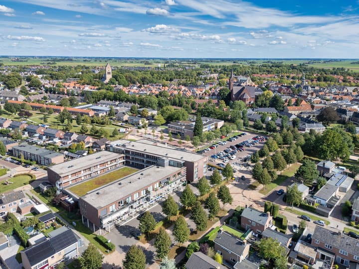 Peter van Thaborplein 32 in Bolsward
