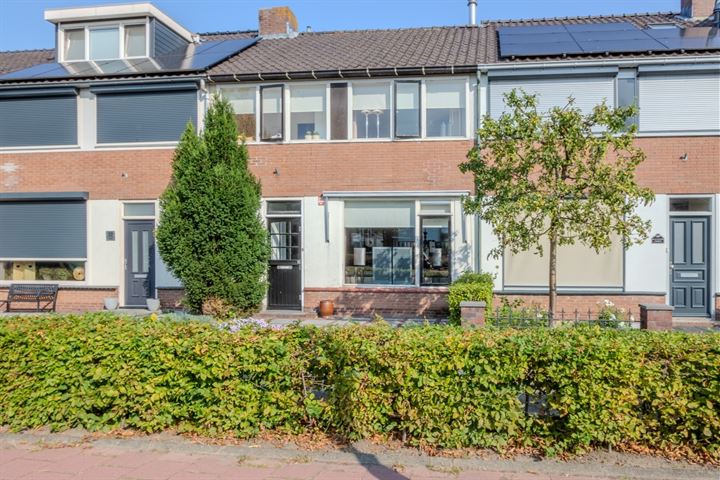 Peulenlaan 20 in Hardinxveld-Giessendam