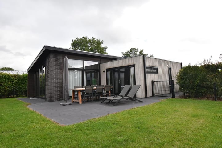 Photo of property Peuterdijk 50-63, Herkingen