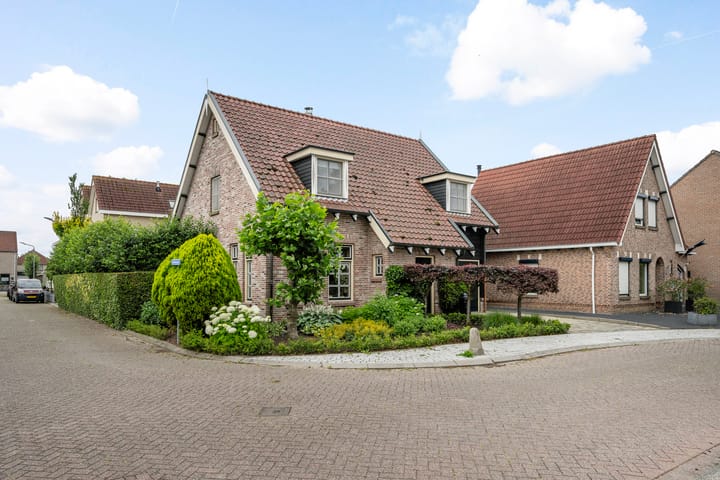 Philips van Dorpstraat 30 in Oud-Vossemeer