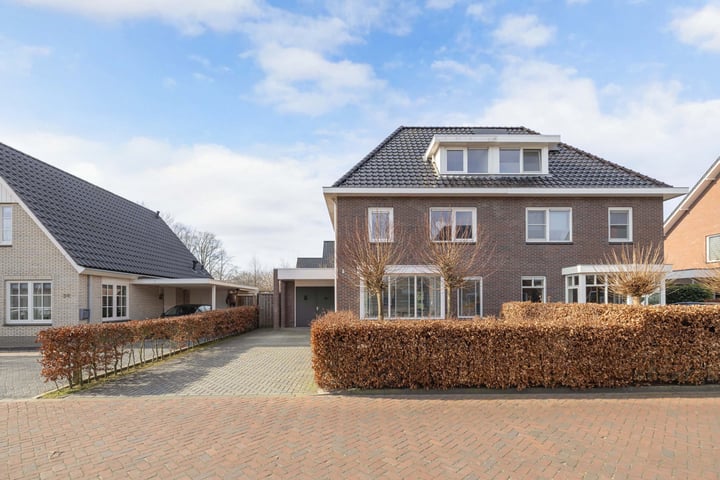 Photo of property Picassohage 28, Emmeloord