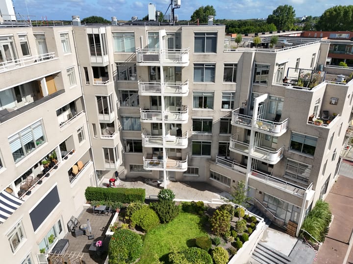 Photo of property Piersonstraat 64, Katwijk