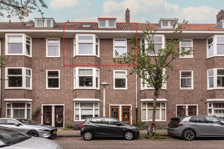 Piet Gijzenbrugstraat 32-2 in Amsterdam