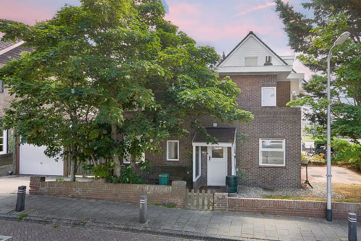 Photo of property Piet Heinplein 8, Noordwijk