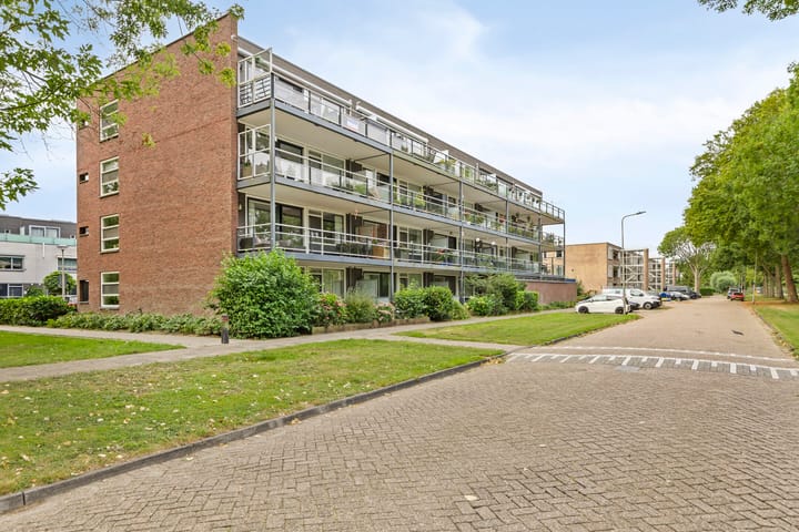 Piet Mondriaanpad 25 in Spijkenisse photo