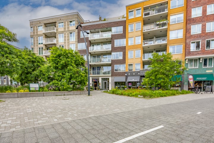 Piet Mondriaansingel 253 in Diemen photo