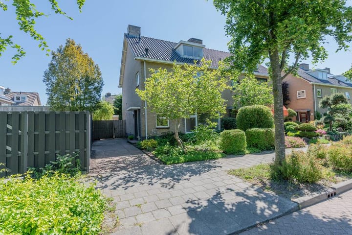 Piet van Wijngaerdtlaan 52 in Abcoude