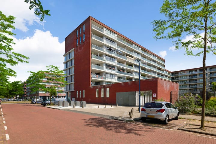 Pieter Calandlaan 895 in Amsterdam foto