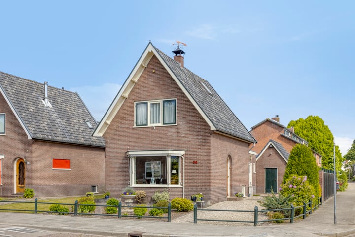 Pieter de Hoochlaan 98 in Apeldoorn