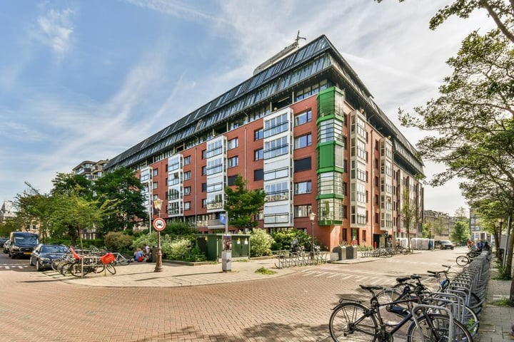 Pieter de Hoochstraat 23A in Amsterdam photo