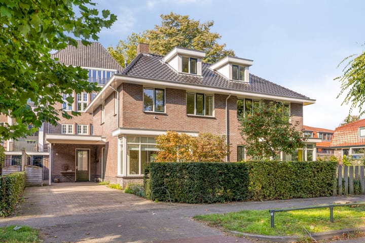 Photo of property Pieter de Hooghlaan 10C, Hilversum