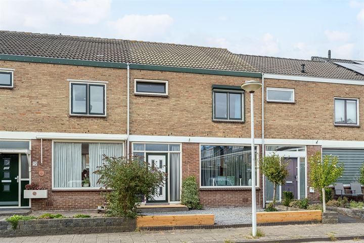 Pieter de Hooghstraat 10 in Papendrecht