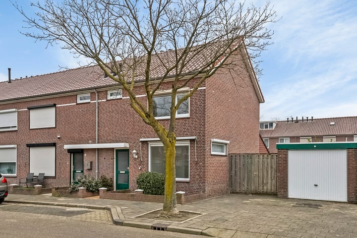 Pieter Lastmanstraat 1 in Helmond