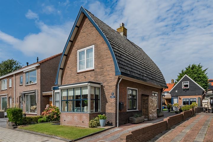 Pieter Schotsmanstraat 5 in Egmond aan Zee