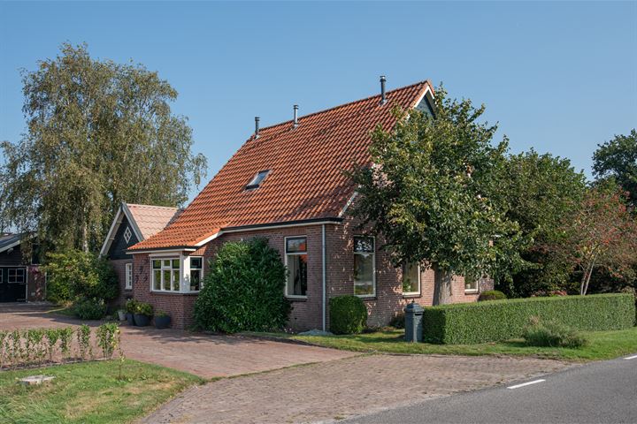 Photo of property Pieter Stuyvesantweg 110, Nijetrijne