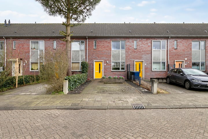 Pieter van Damstraat 41 in Almere