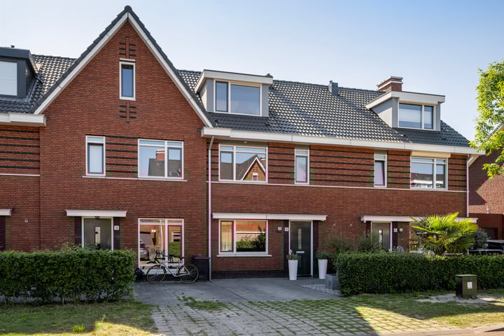 Pieter van der Kuijstraat 13 in Schiedam