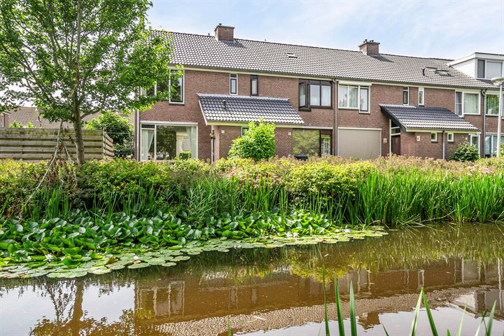 Pieter van Hemerenplantsoen 10 in Hoogmade