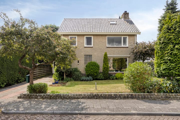 Pieter Zeemanlaan 56 in Zwolle