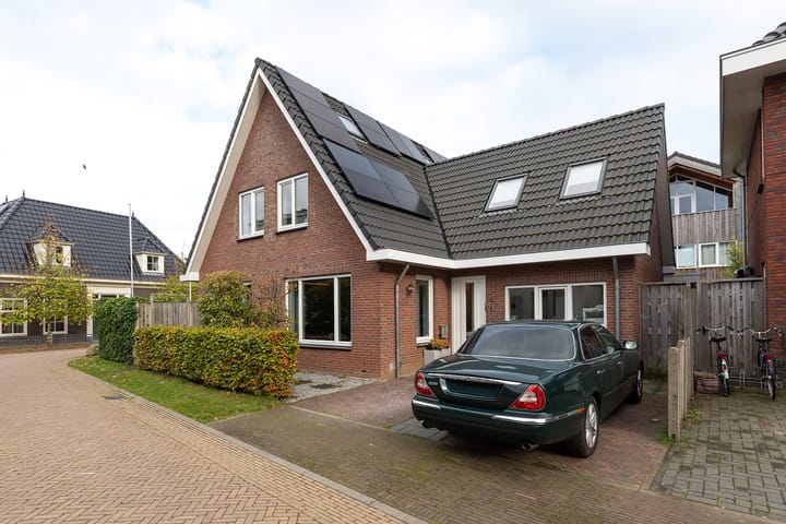 Photo of property Pim Jacobsstraat 8, Hilversum