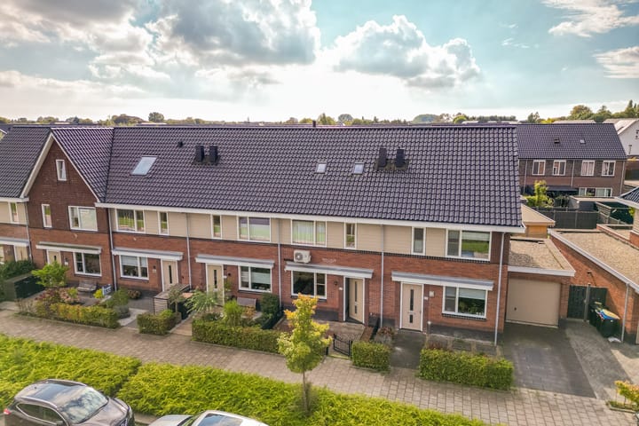 Photo of property Pimpelmees 27, Hoogkarspel