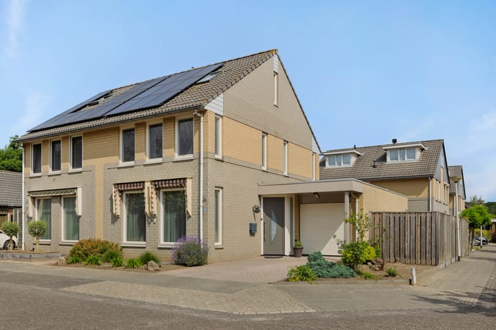 Photo of property Pinksterbloem 3, Deurne