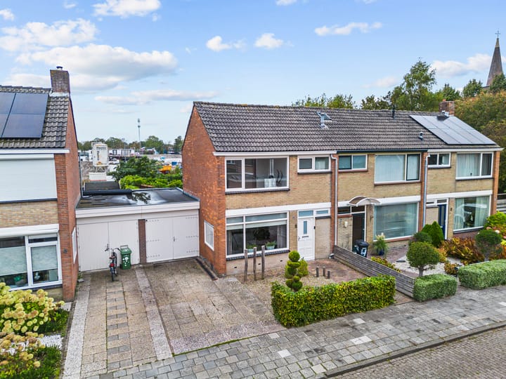 Photo of property Pinxterstraat 6, Zwaag