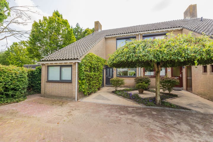 Photo of property Piustuin 22, Lisse