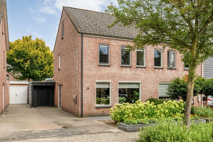 Plaggenslag 34 in Nieuwleusen foto