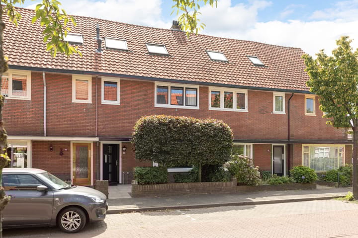 Planetenstraat 46 in Hilversum foto