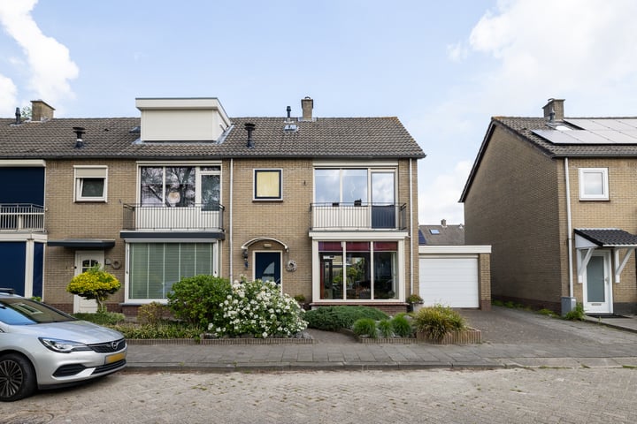 Plantsoen 112 in Prinsenbeek